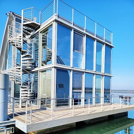 Schwimmende Ferienwohnung Sundowner Elsterheide Ngoại thất bức ảnh