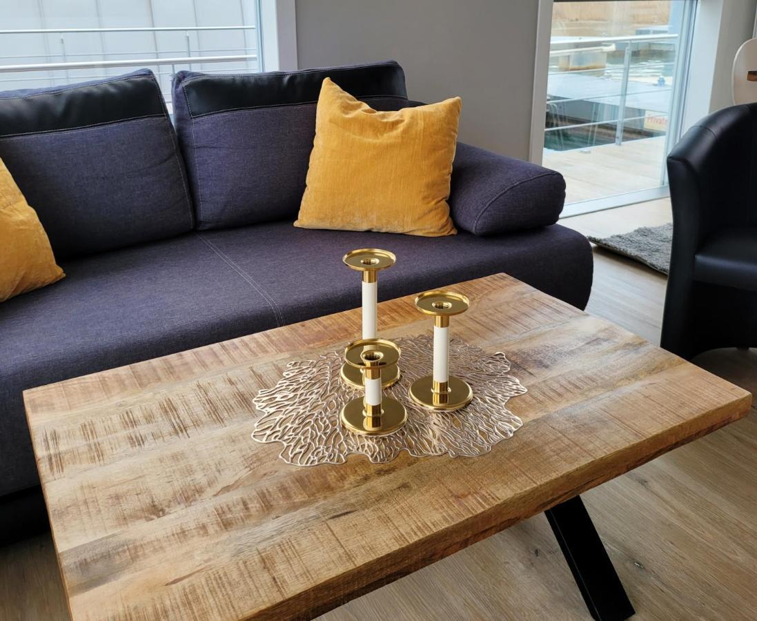 Schwimmende Ferienwohnung Sundowner Elsterheide Ngoại thất bức ảnh